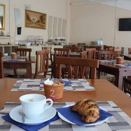 Porcari Hotel Plazza מראה חיצוני תמונה