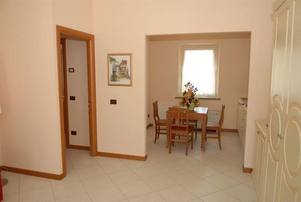 Porcari Hotel Plazza מראה חיצוני תמונה